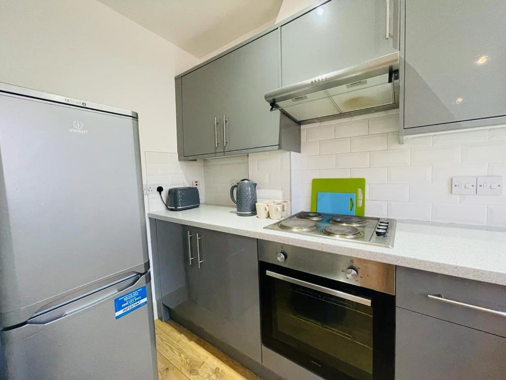Lovely 2 Bedroom Serviced Apartment In London Exterior foto